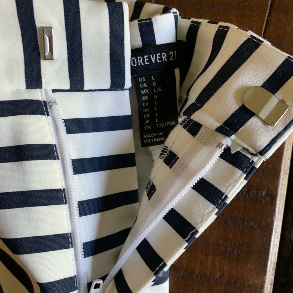 NWOT Forever 21 dress shorts